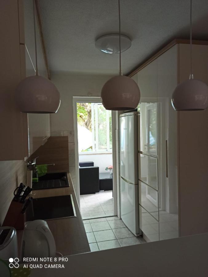 Apartman Robertino 1966 Makarska Esterno foto