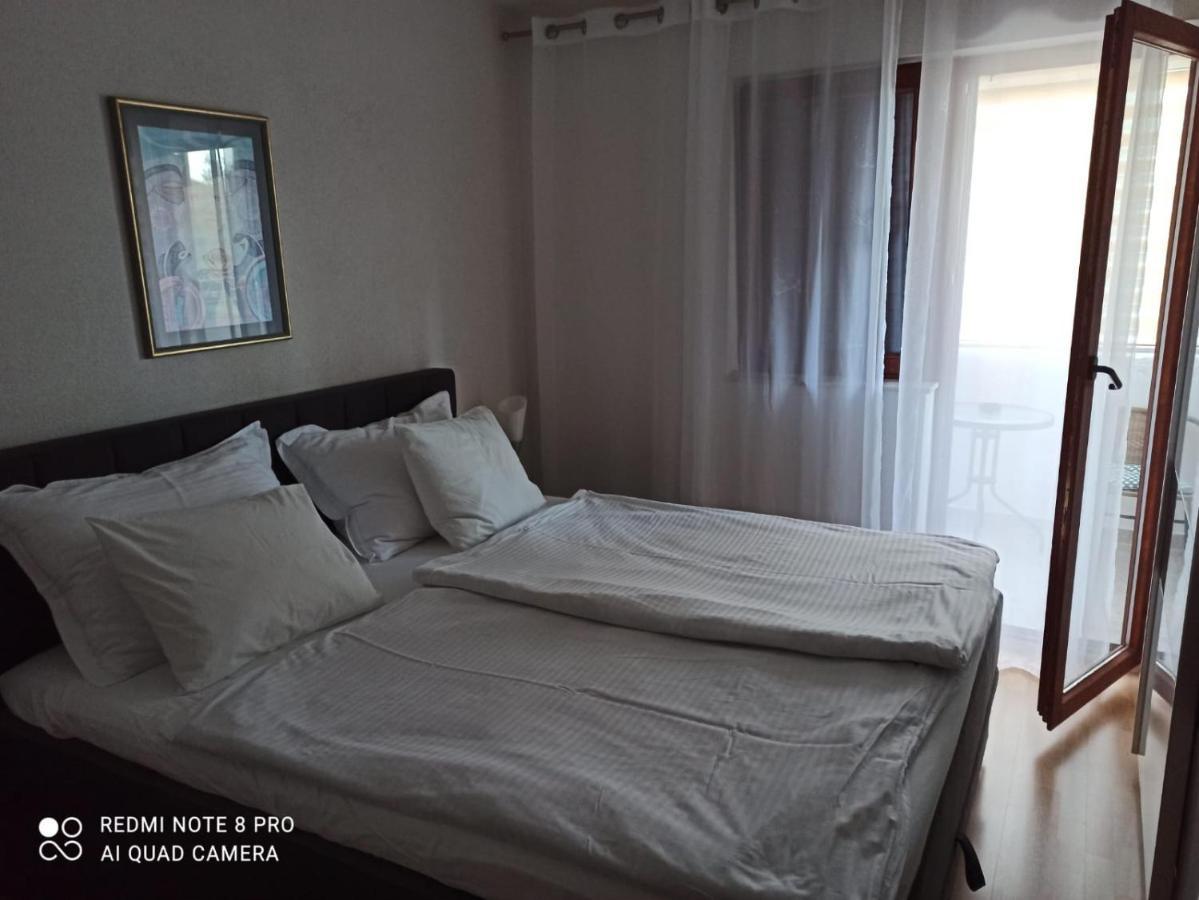 Apartman Robertino 1966 Makarska Esterno foto