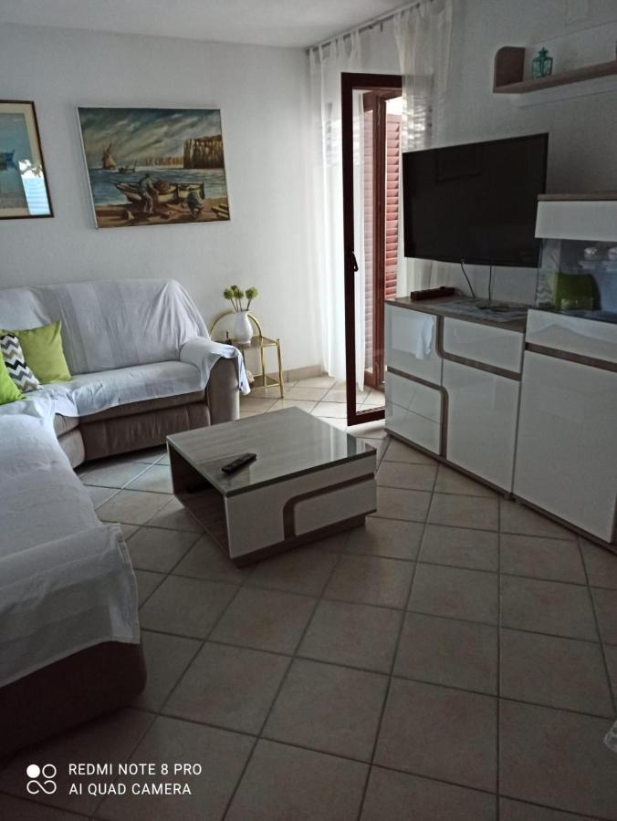 Apartman Robertino 1966 Makarska Esterno foto