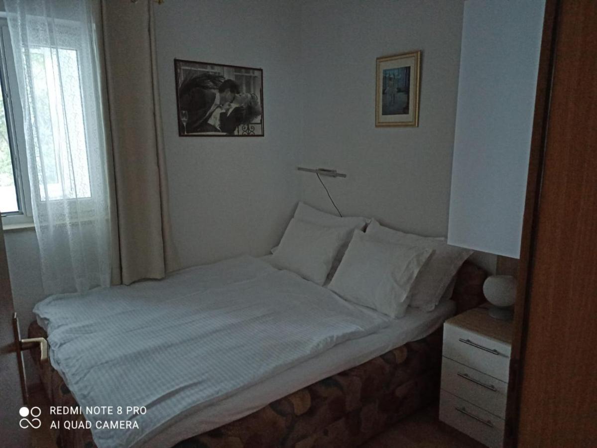Apartman Robertino 1966 Makarska Esterno foto