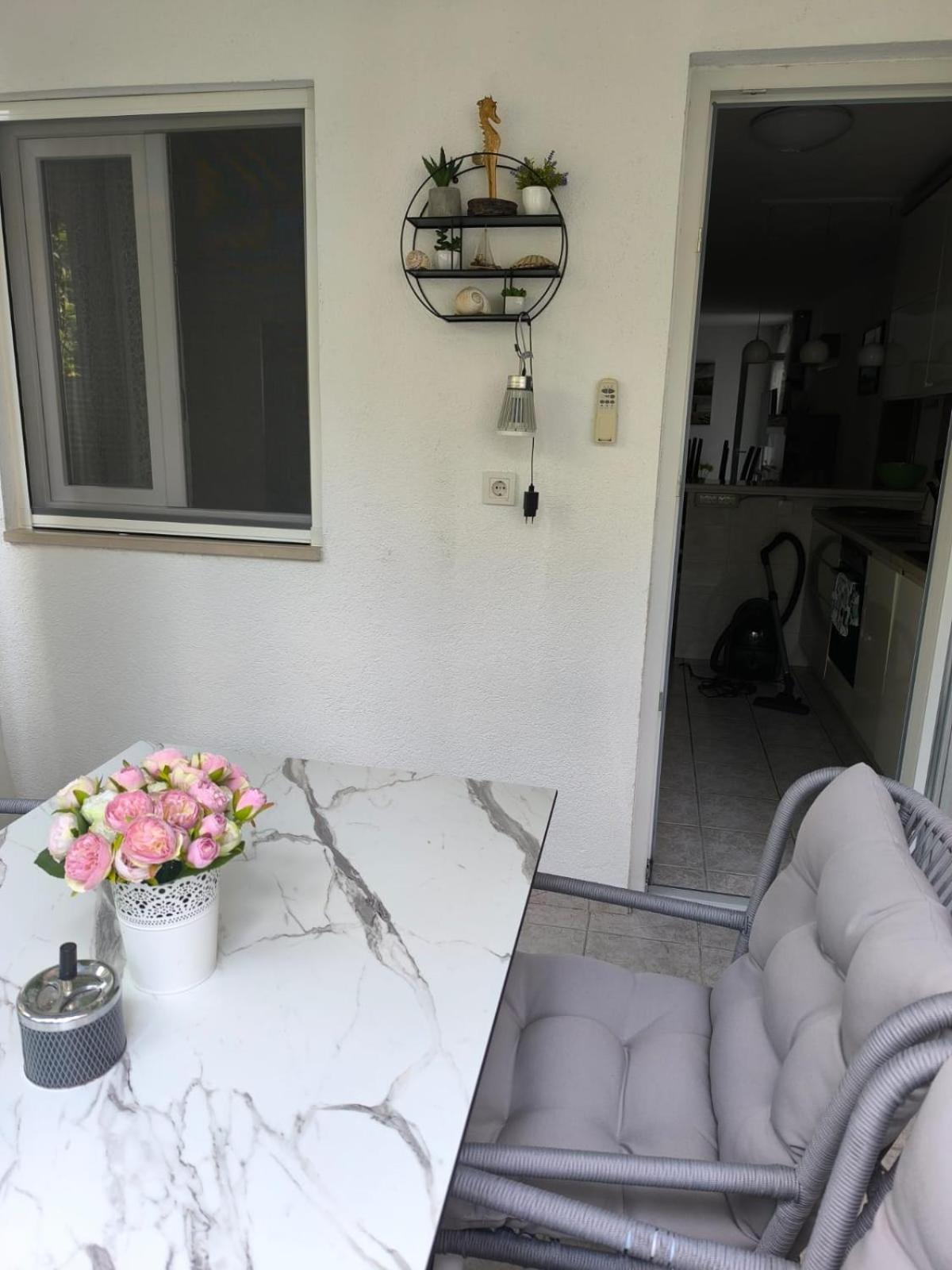 Apartman Robertino 1966 Makarska Esterno foto