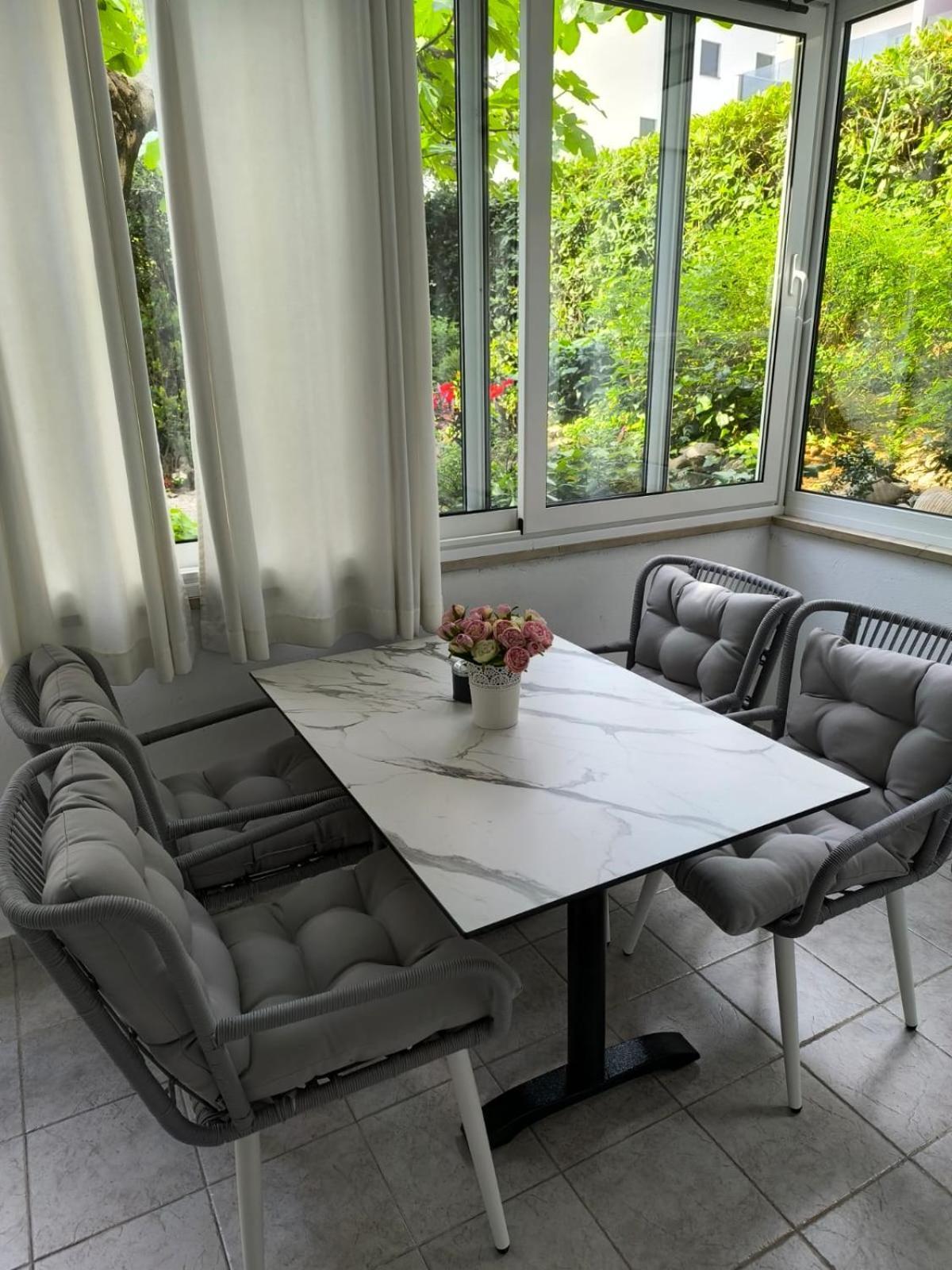 Apartman Robertino 1966 Makarska Esterno foto