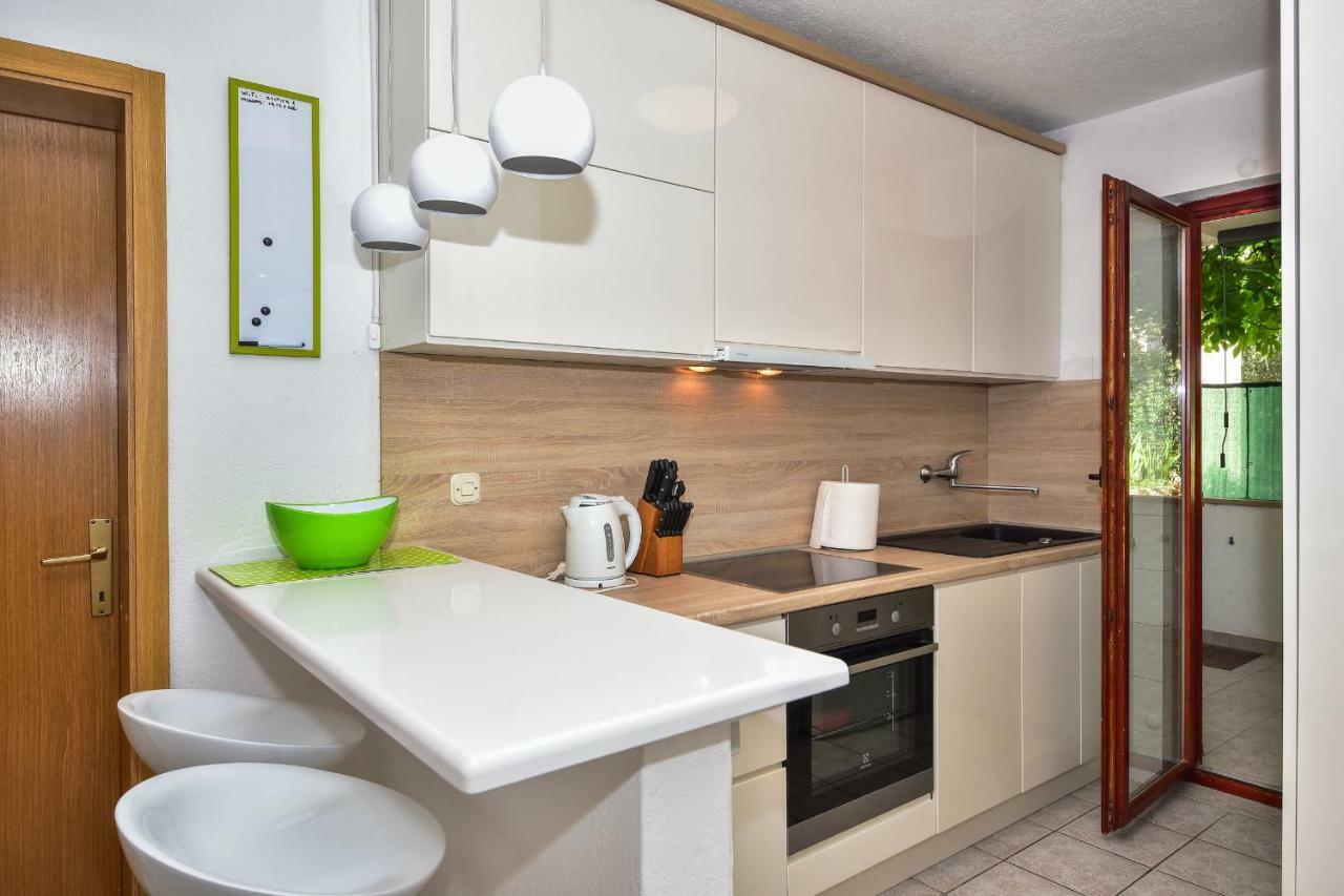 Apartman Robertino 1966 Makarska Esterno foto